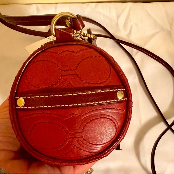 NWT RARE Vintage Coach RED Hamilton Signature Embossed Leather Swingpack - Picture 3 of 8